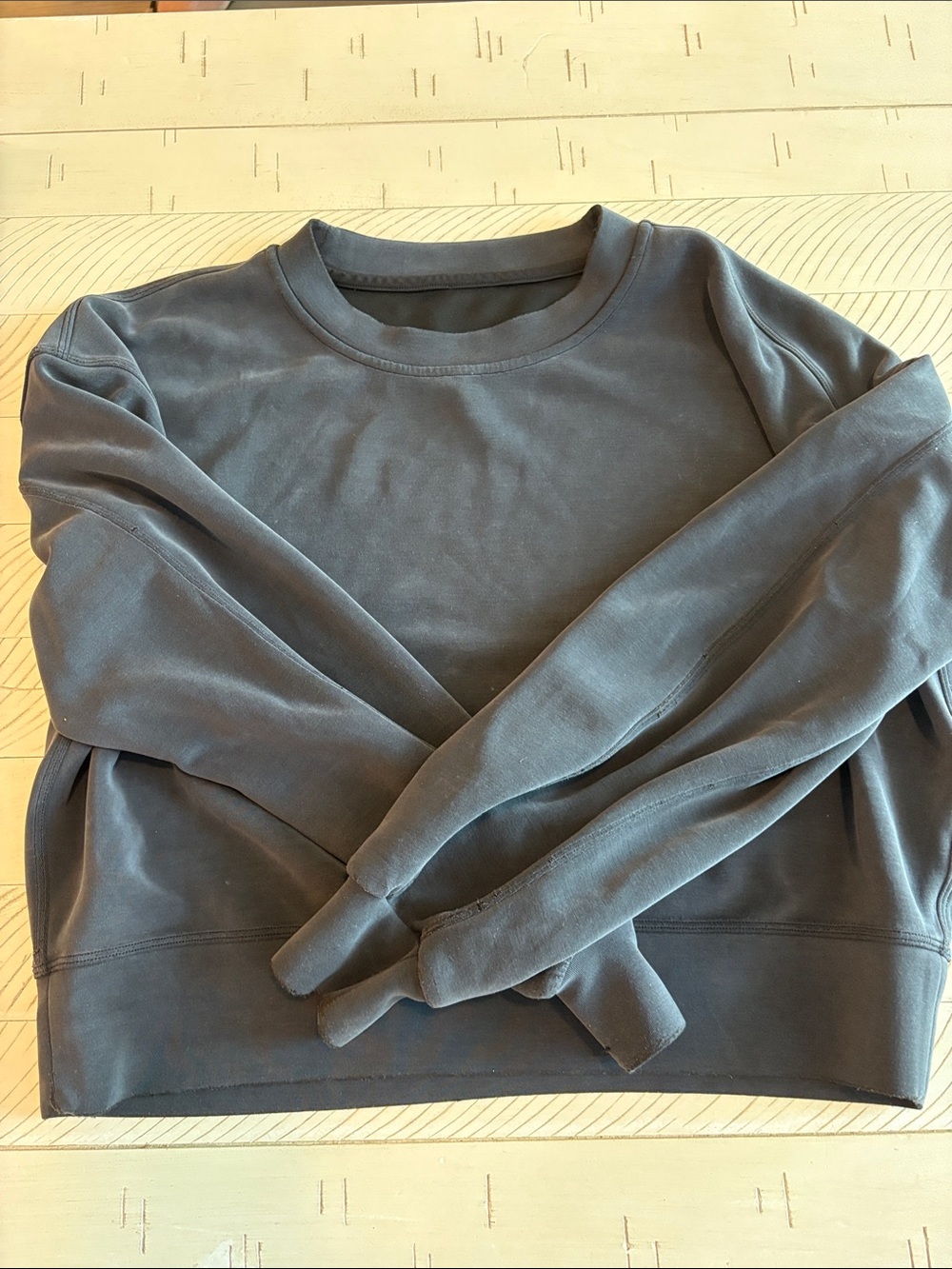 lululemon athletica Women’s Crewneck Sweatshirt - Charcoal